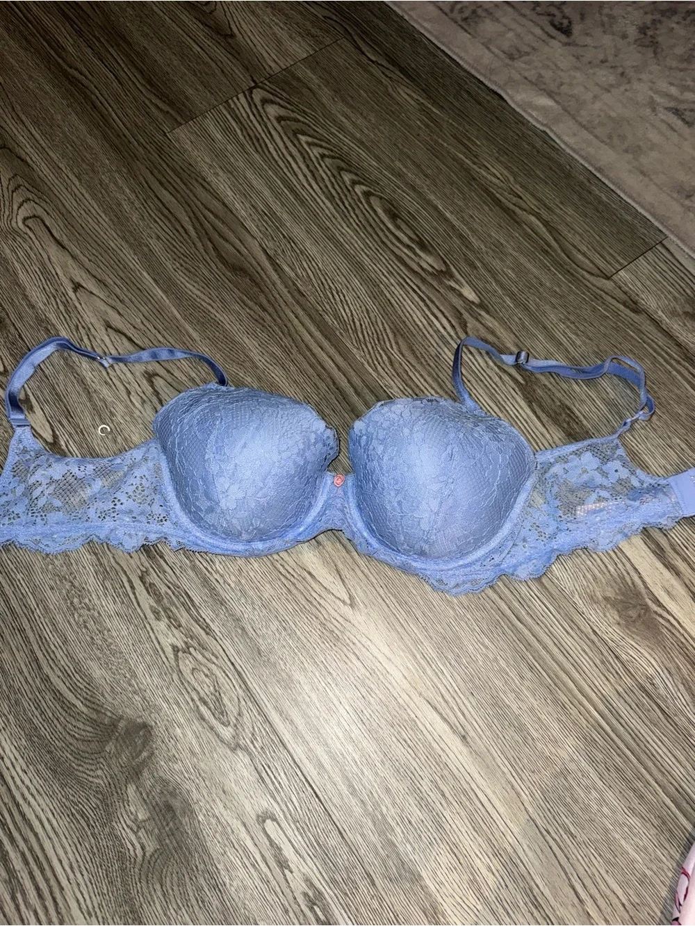 Victoria's Secret Lace Lightly Lined Classic Coverage Demi Bra